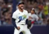 Dominicano Freddy Peralta es elegido MVP y lleva a Tampa Bay pasa a la Serie Mundial