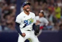 Dominicano Freddy Peralta es elegido MVP y lleva a Tampa Bay pasa a la Serie Mundial