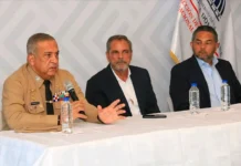 Migración y Comisionado de Béisbol buscan agilizar permisos para prospectos extranjeros de Grandes Ligas en RD
